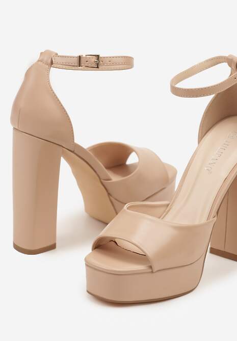 Beżowe Sandały na Platformie i Słupku Fodesa