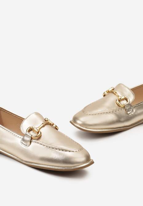 Złote Płaskie Mokasyny z Elegancką Klamerką Mustia