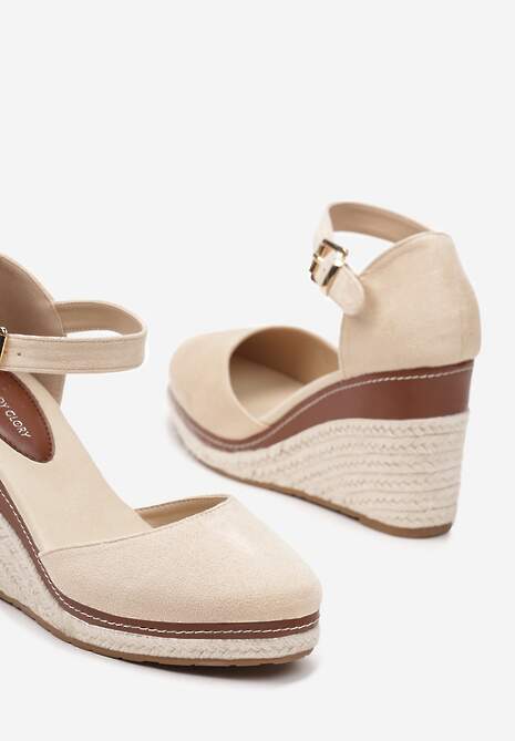 Beżowe Sandały na Plecionym Koturnie ze Sprzączką Catlinna