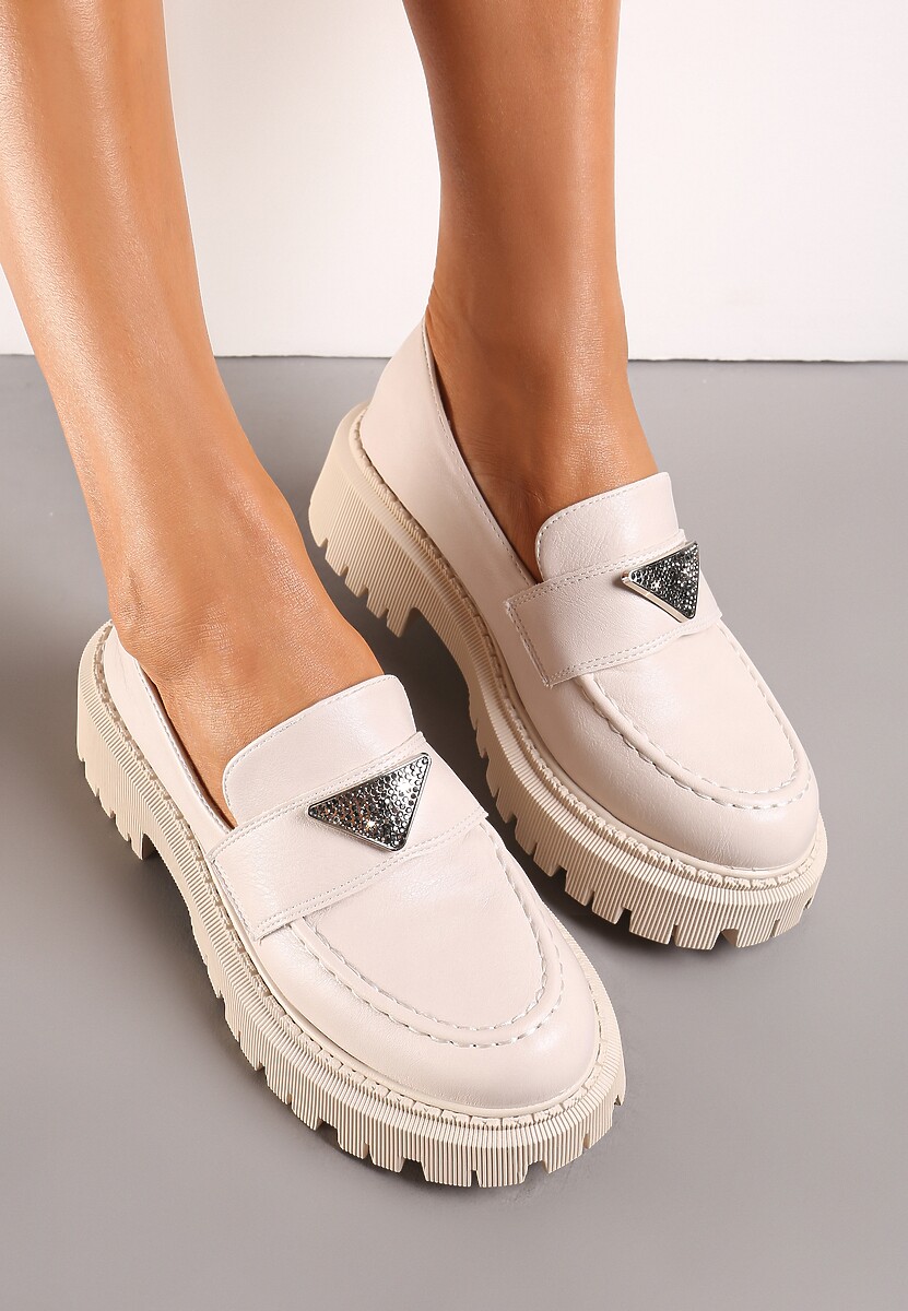Beżowe Mokasyny na Grubej Podeszwie z Metalową Ozdobą w Cyrkonie Venifa