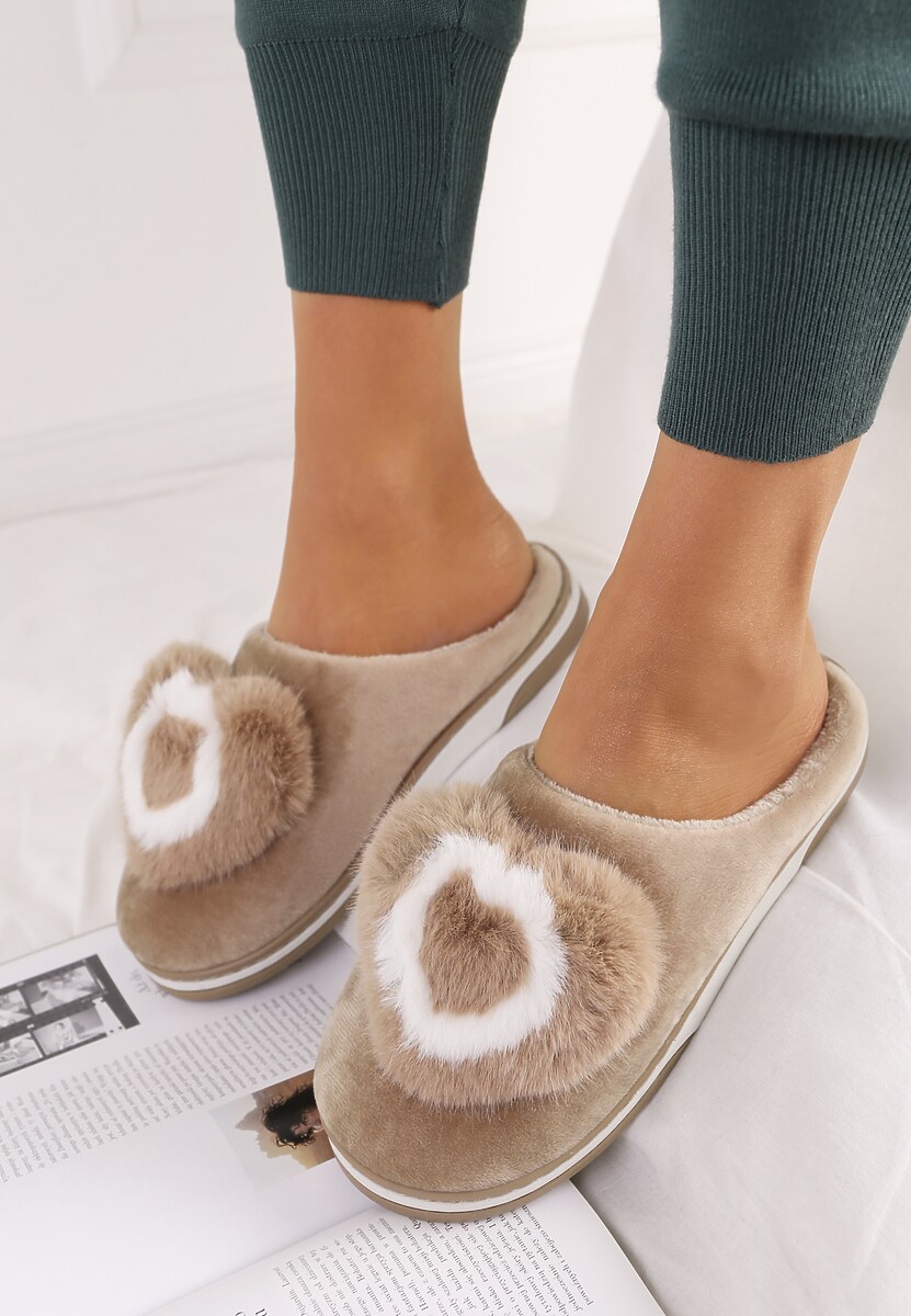 Beżowe Kapcie Pyrhede