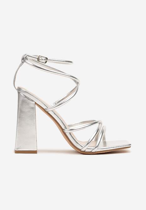 Srebrne Sandały na Słupku i Platformie w Klasycznym Stylu Fodimia