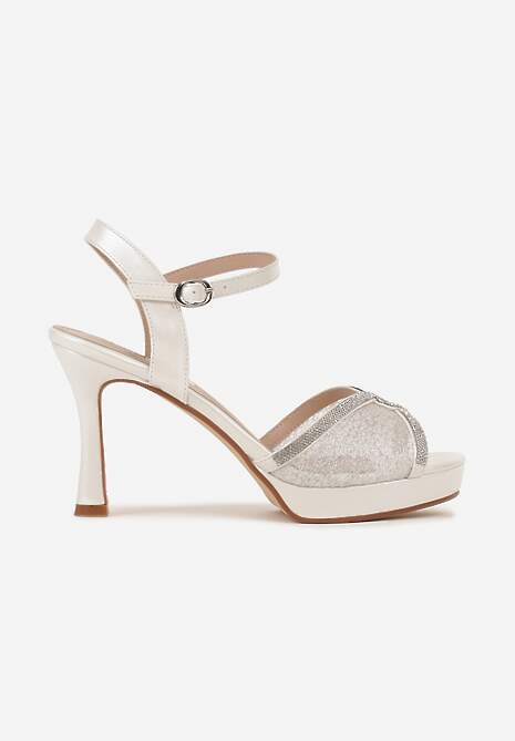 Białe Sandały na Szpilce Ozdobione Motywem Cyrkonii i Koronki Fodinna