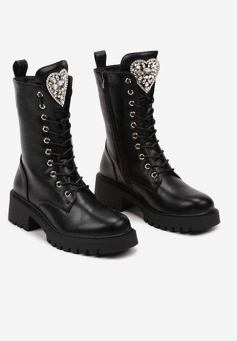 Czarne Botki Workery z Serduszkiem z Błyszczących Cyrkonii Fessalia