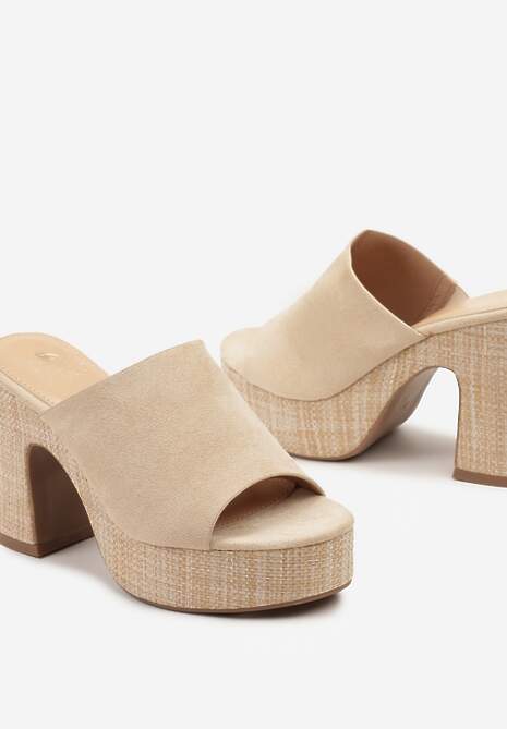 Beżowe Klapki na Platformie i Słupku z Szerokim Paskiem Blinna