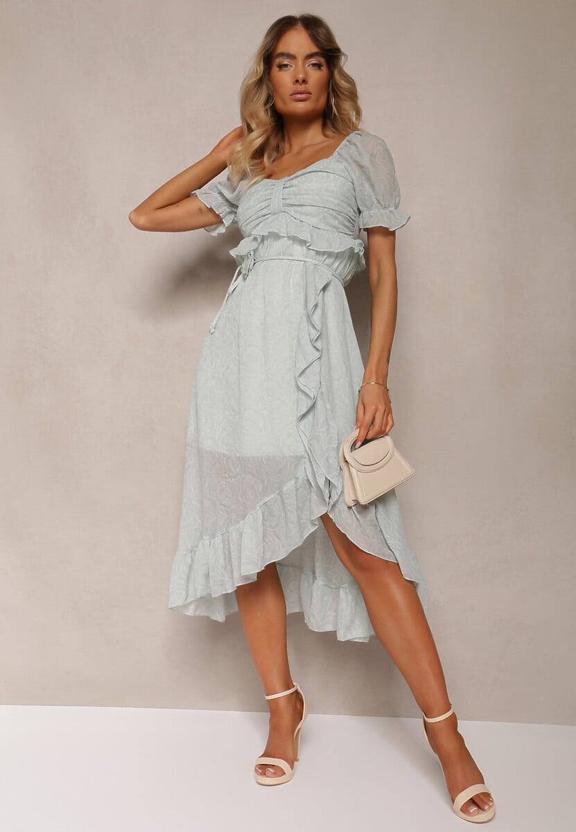 Zielona Rozkloszowana Sukienka z Falbankami i Bufiastymi Rękawami Zdobiona Broszką Simadea