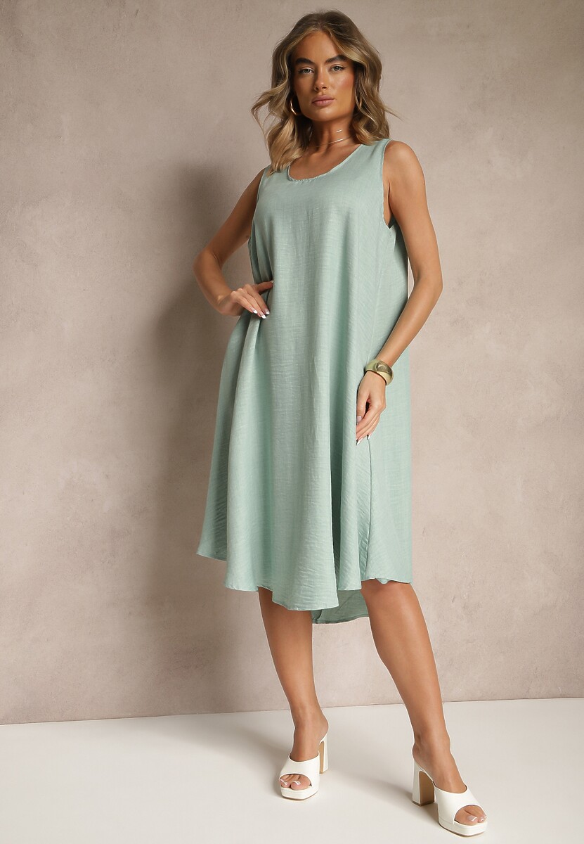 Różowa Basicowa Sukienka o Rozkloszowanym Kroju Mevolira