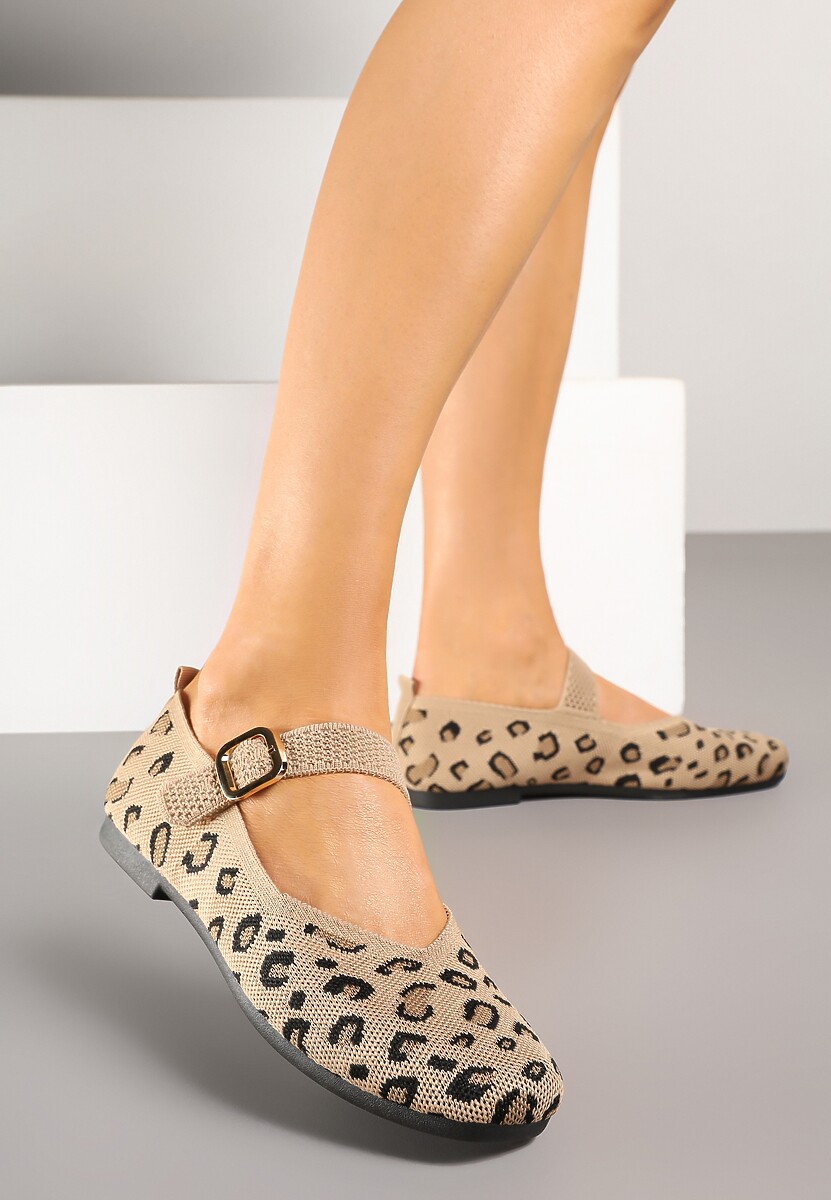 Jasnoróżowe Balerinki Ozdobione Paskiem Avanellia