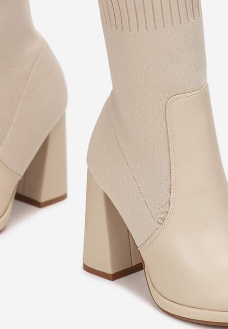 Beżowe Botki z Elastyczną Cholewką Typhessa