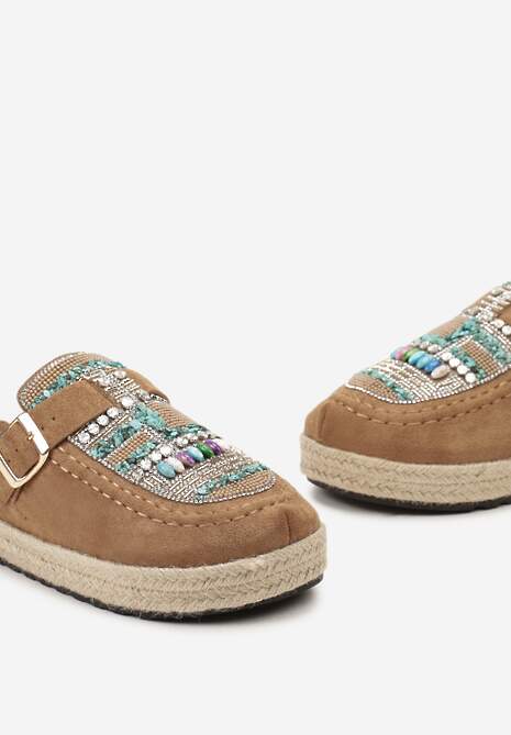 Ciemnobeżowe Klapki Oplecione Jutą z Cyrkoniami z Koralikami i Paskiem Opaque