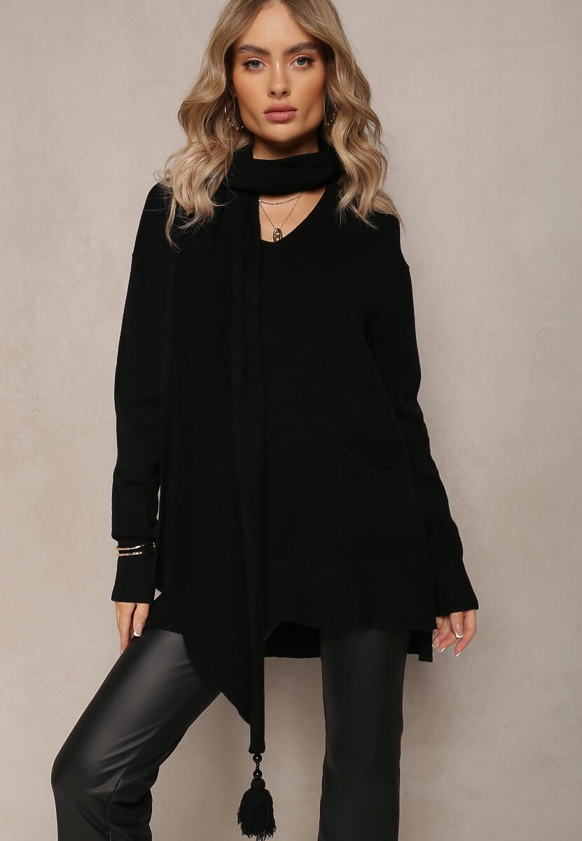 Czarny Sweter z Szalikiem z Chwostami w Komplecie Rumabena