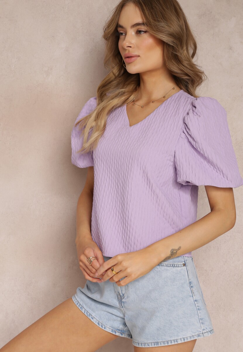 Różowa Bluzka z Trójkątnym Dekoltem i Krótkimi Bufiastymi Rękawami Dysia