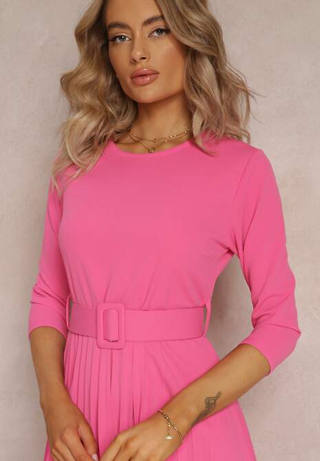 Różowa Sukienka Plisowana z Paskiem Valffe