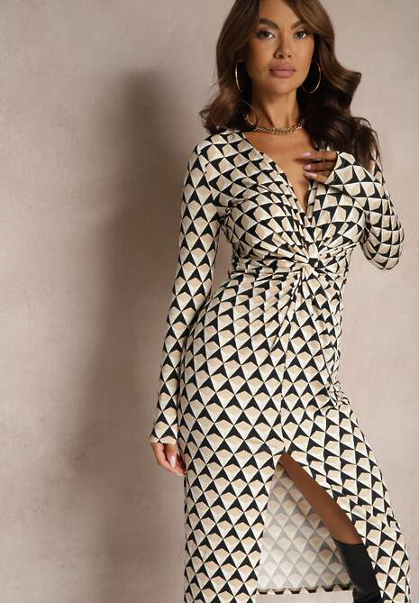 Beżowa Sukienka Dopasowana z Kopertowym Dekoltem i Geometrycznym Wzorem Nohea