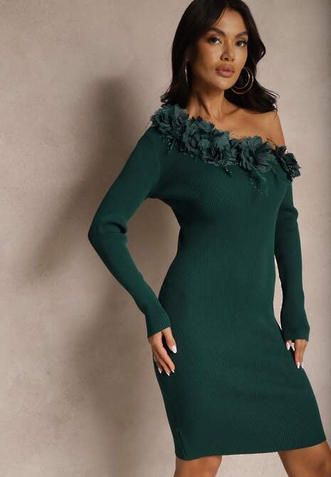 Zielona Asymetryczna Sukienka Prążkowana z Wiskozą Ozdobiona Piórami i Kwiatami 3D Neldari