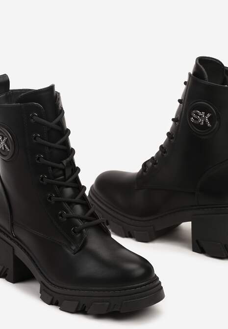 Czarne Botki Traperki na Obcasie Zdobione Detalem z Cyrkoniami przy Cholewce Orzina