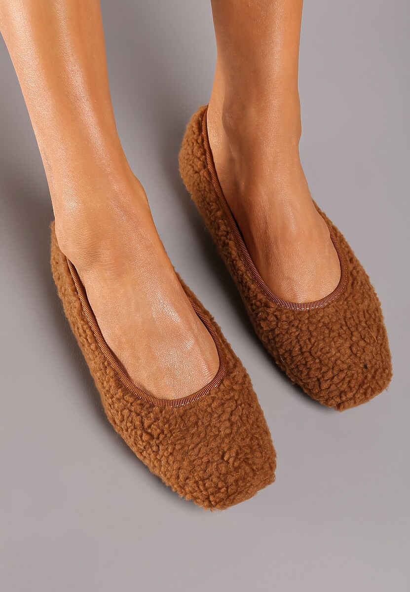 Brązowe Balerinki na Płaskiej Podeszwie z Futerkiem w Stylu Barankowym Zdobieniem Armegia