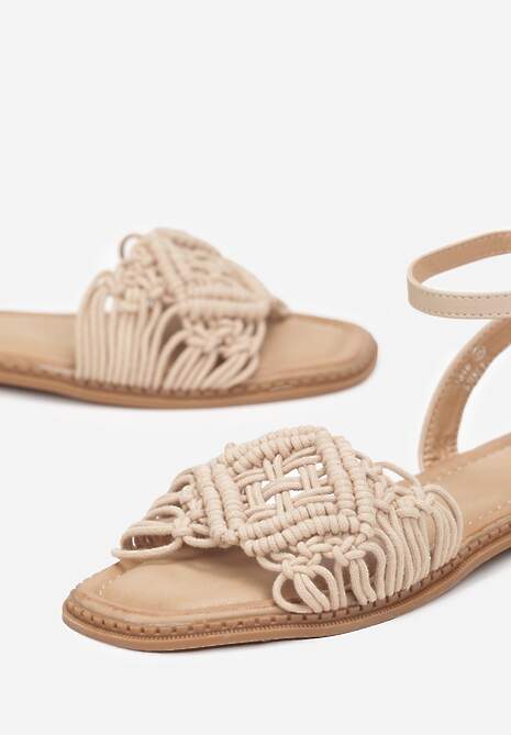 Ciemnobeżowe Sandały z Przeplatanymi Paskami Beula