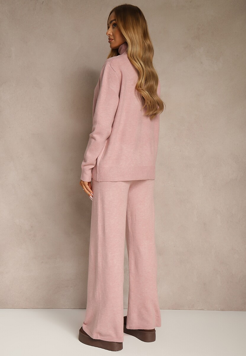 Różowy Komplet Dzianinowy z Wełną i Bawełną Szerokie Spodnie i Golf Lennria