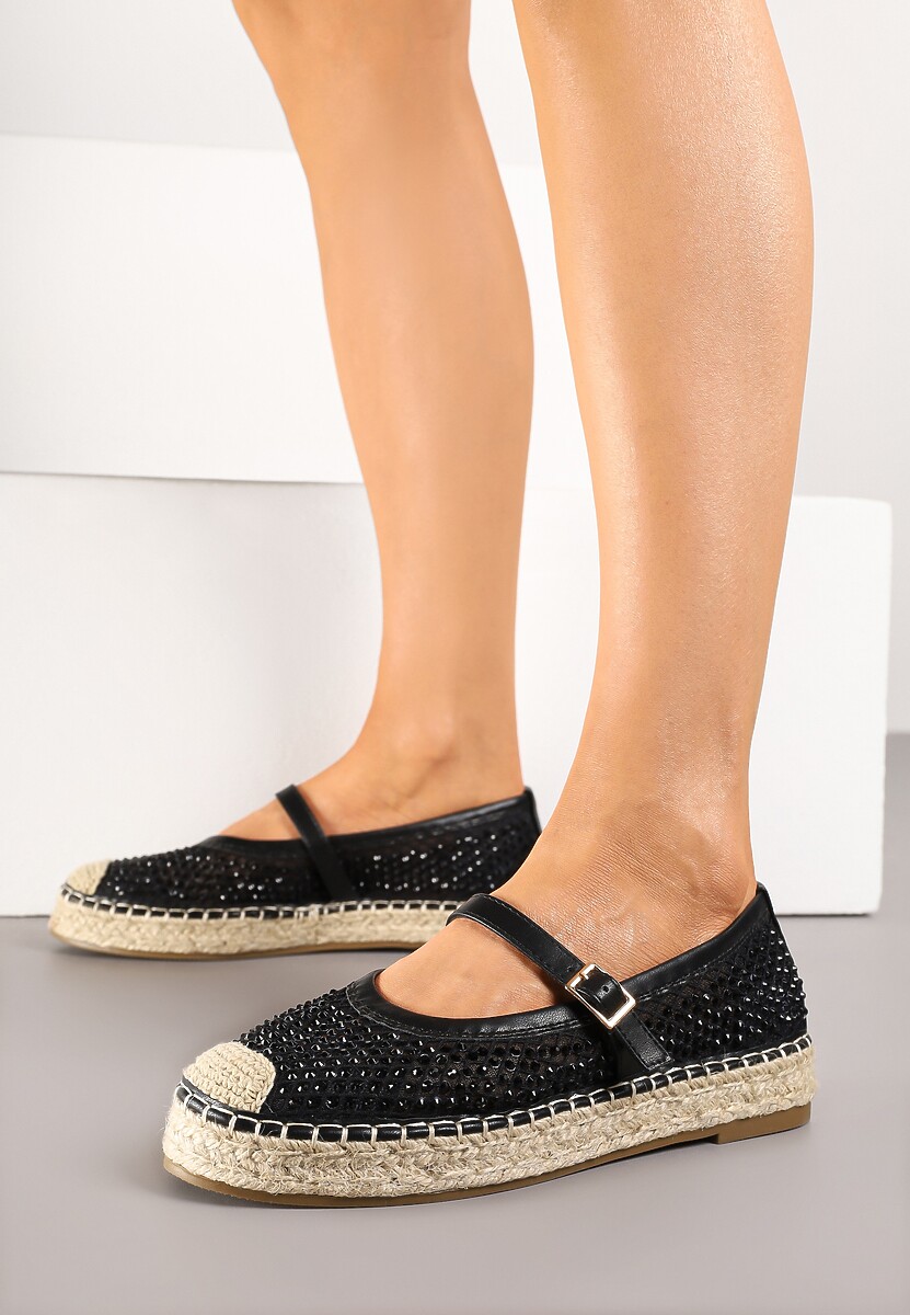 Czarne Espadryle Ozdobione Plecionką i Ażurową Cholewką Rinelona