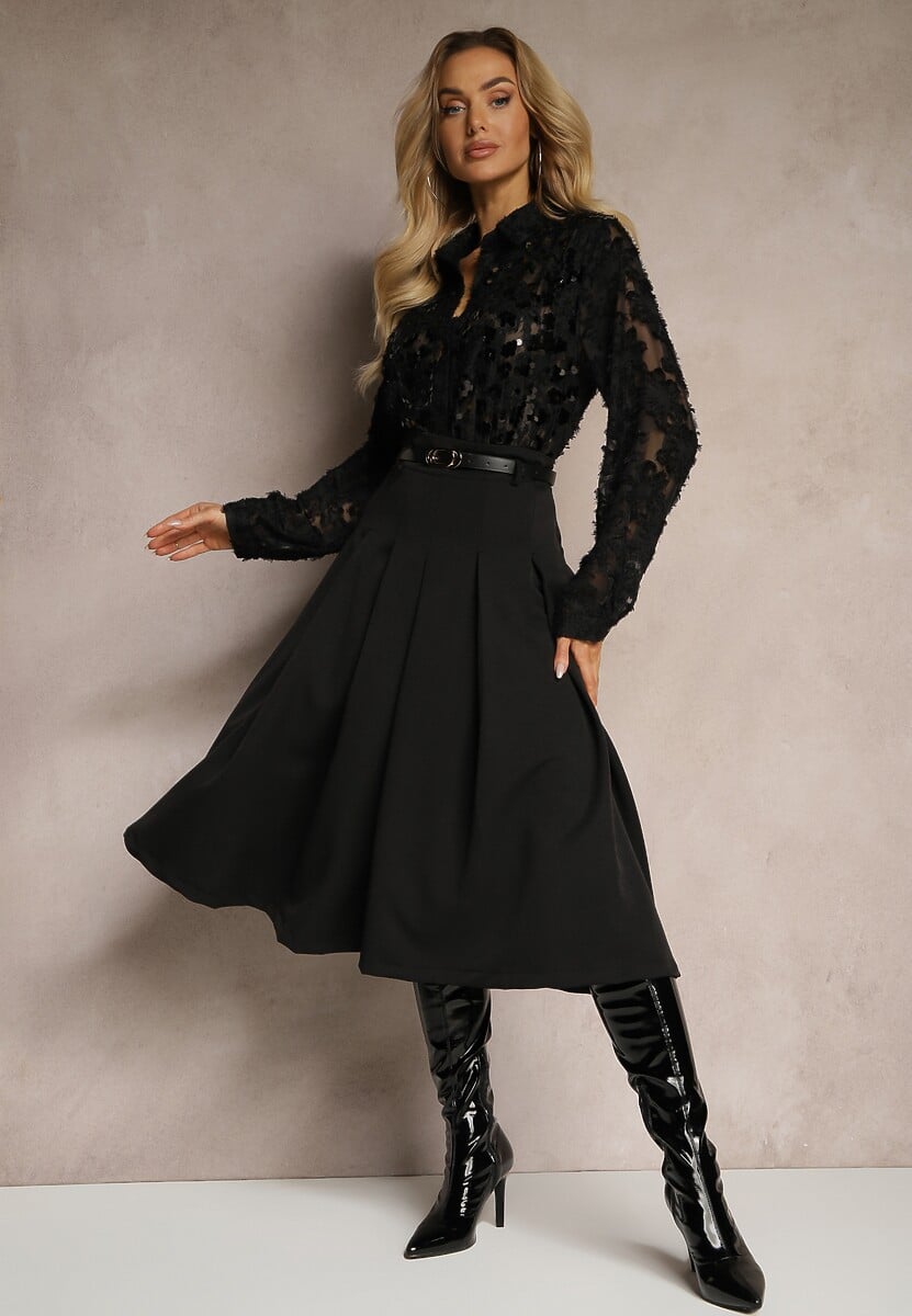 Czarna Plisowana Spódnica z Wiskozą i Paskiem z Klamrą Delirrea
