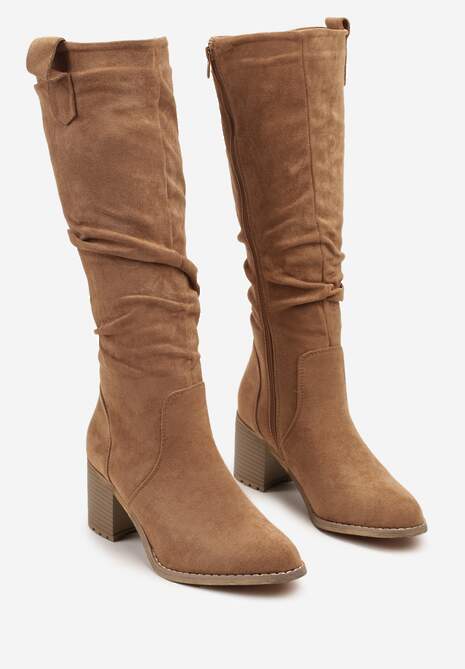 Ciemnobeżowe Kozaki przed Kolano na Słupku Cersinda