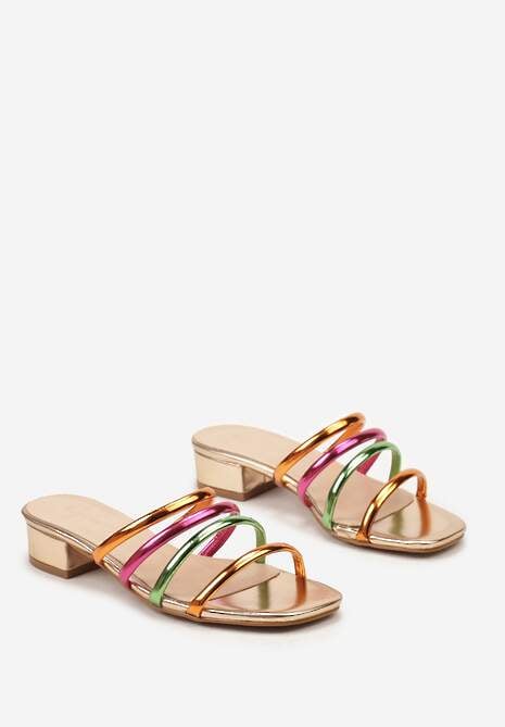 Szampańskie Klapki Płaskie z Noskiem w Kwadrat i Ozdobnymi Paskami Darisaca