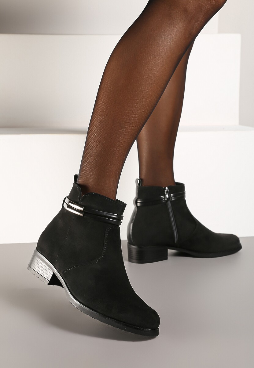 Czarne Botki z Ekozamszu na Płaskiej Podeszwie w Stylu Sztybletów z Metaliczną Aplikacją Veriennas