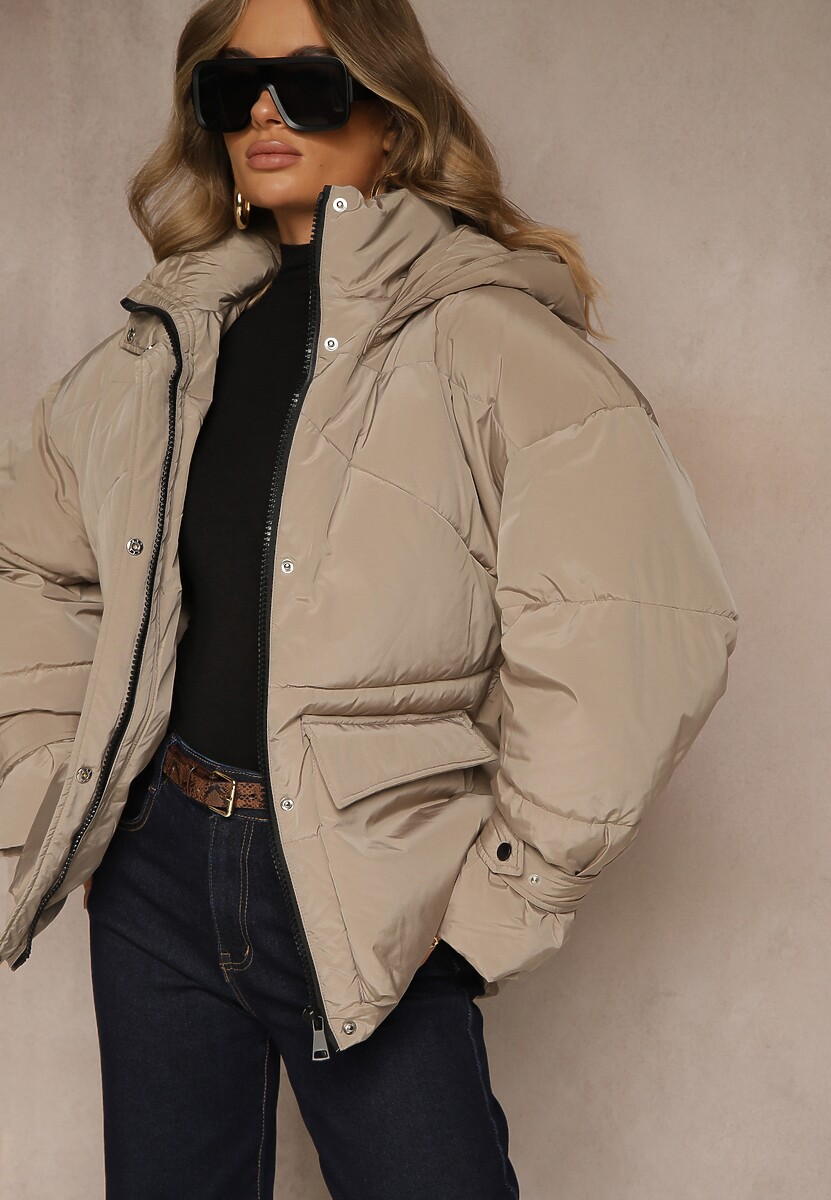 Beżowa Oversizowa Kurtka z Kapturem i Pikowanymi Przeszyciami Unavella