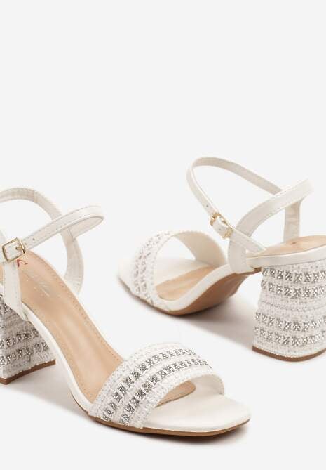 Białe Sandały na Słupku Ozdobione Cyrkoniami Haldisa