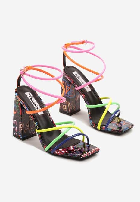 Czarno-Różowe Sandały na Słupku Ozdobione Kwadratowym Noskiem Nilusca