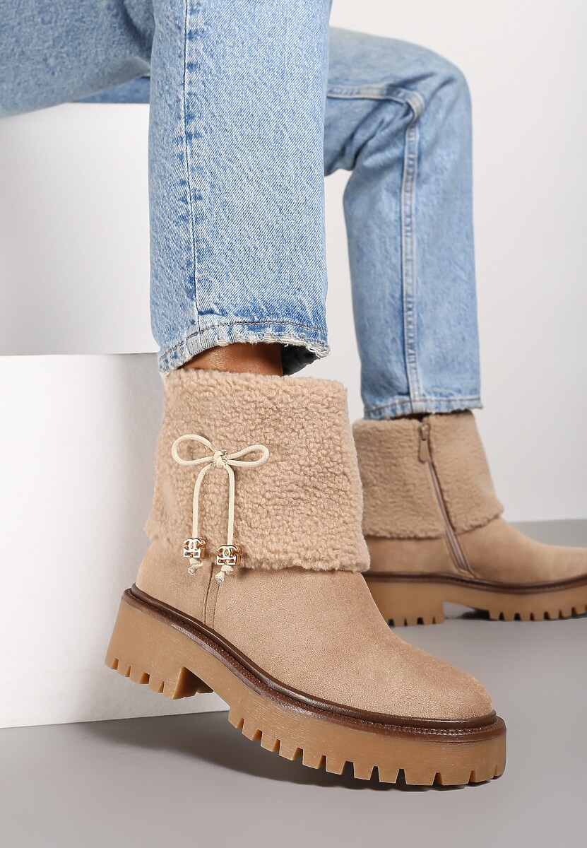 Ciemnobeżowe Botki na Platformie Ozdobione Kokardą i Wywiniętą Cholewką Attelyn