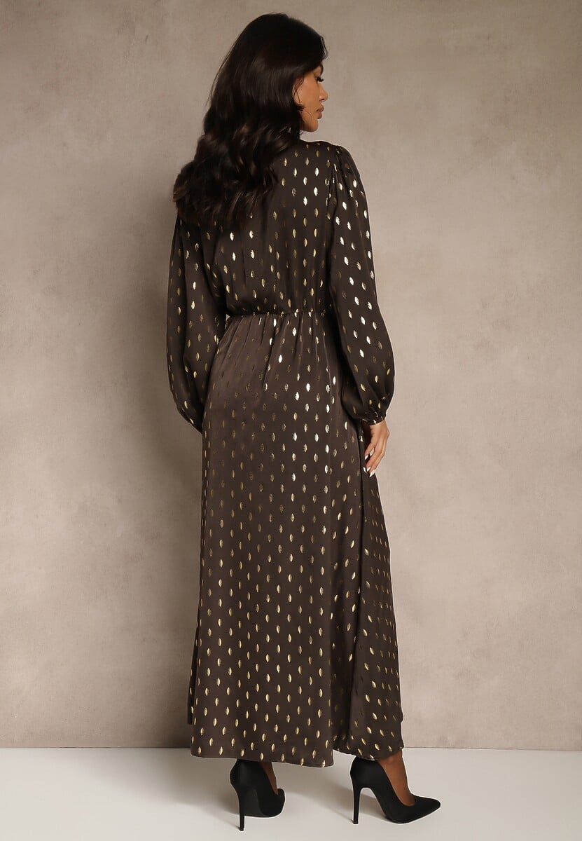 Brązowa Wiązana Sukienka o Kopertowym Kroju Zdobiona Metalicznym Printem Reinora