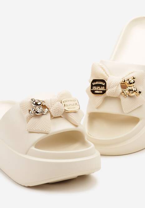 Beżowe Klapki z Lekkiej Pianki na Płaskiej Podeszwie z Kokardą Inisea