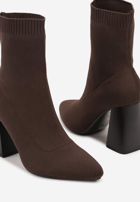 Brązowe Botki Vices na Słupku o Geometrycznym Kształcie i Elastyczną Cholewką Falessea