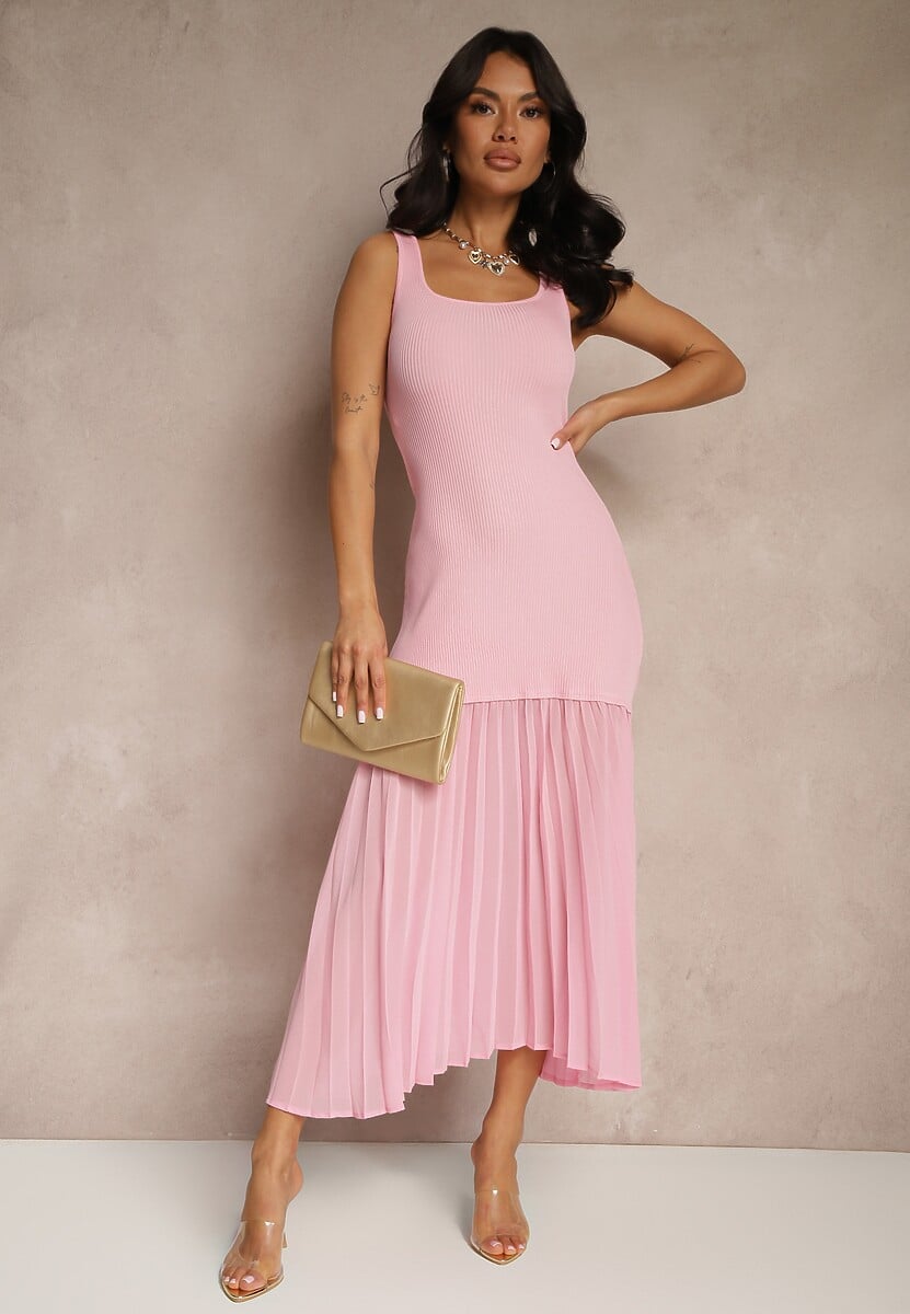 Różowa Taliowana Sukienka na Ramiączkach z Prążkowanej Tkaniny z Tiulem Nolzedi