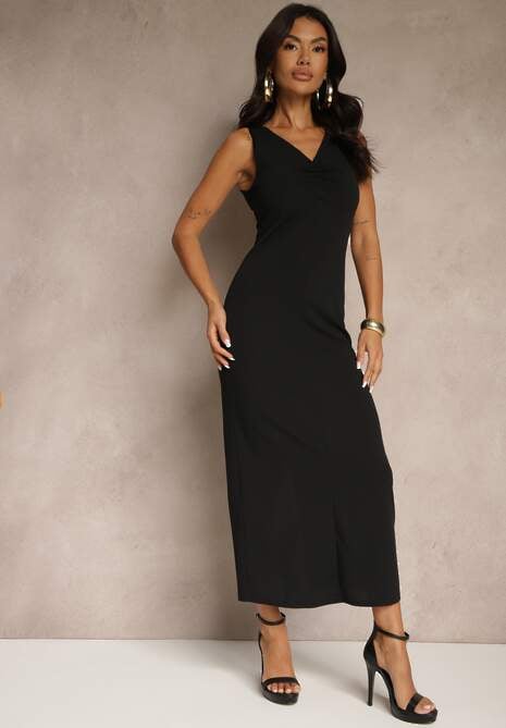 Czarna Sukienka z Wiskozą o Dopasowanym Kroju z Marszczeniem Tilorrea