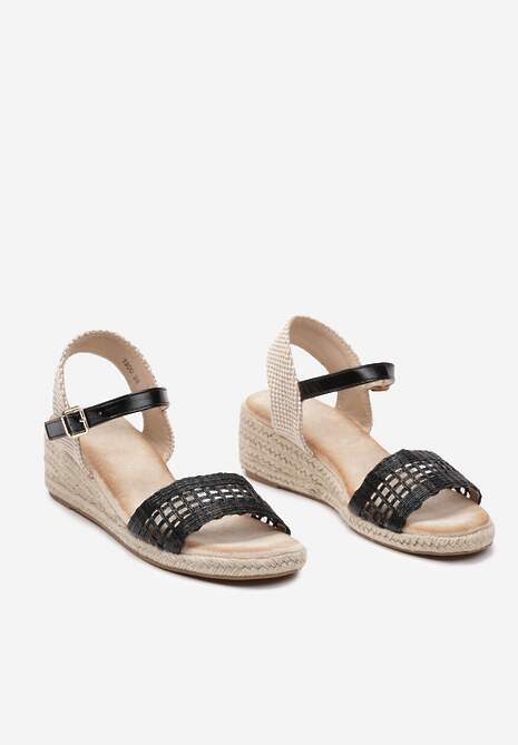Czarne Sandały na Niewysokim Koturnie Ozdobionym Plecionką Olrosa