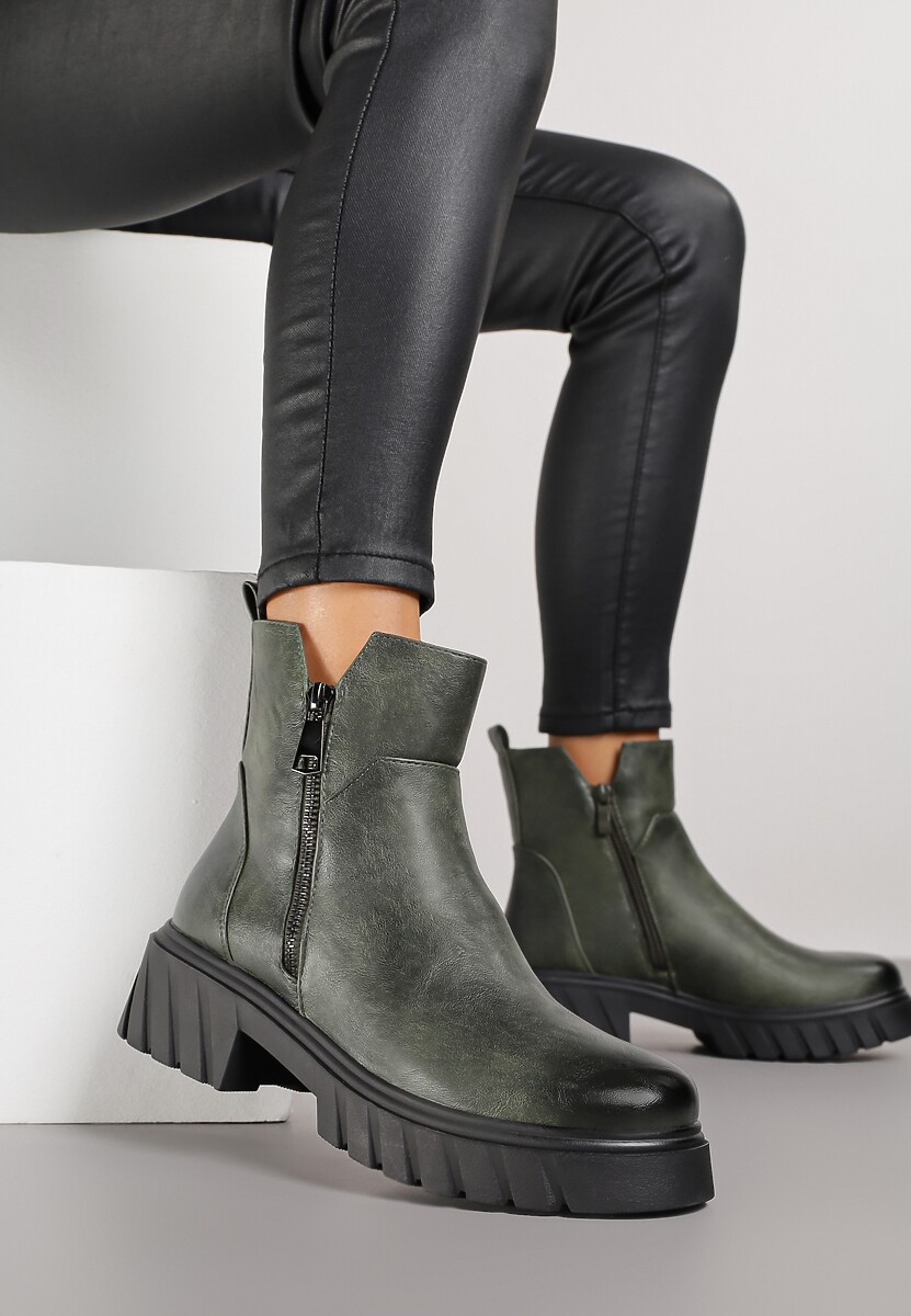 Czarne Botki do Kostki z Suwakiem na Grubej Podeszwie z Tłoczeniami Redvira