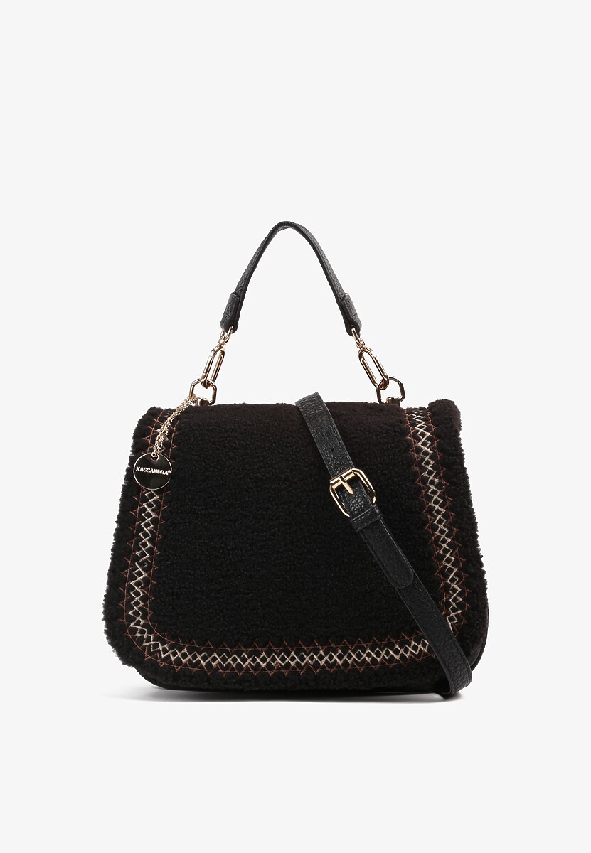 Czarna Torebka Typu Listonoszka z Ozdobnym Haftem i Futerkiem Baranek Nevarida