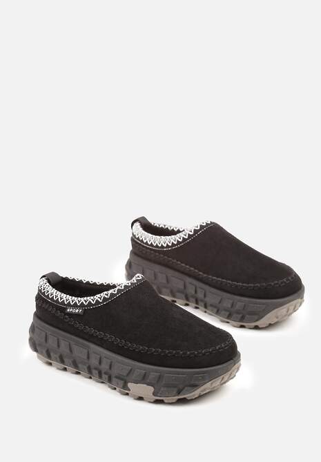 Czarne Śniegowce na Platformie z Tłoczeniem i Niską Cholewką Violova