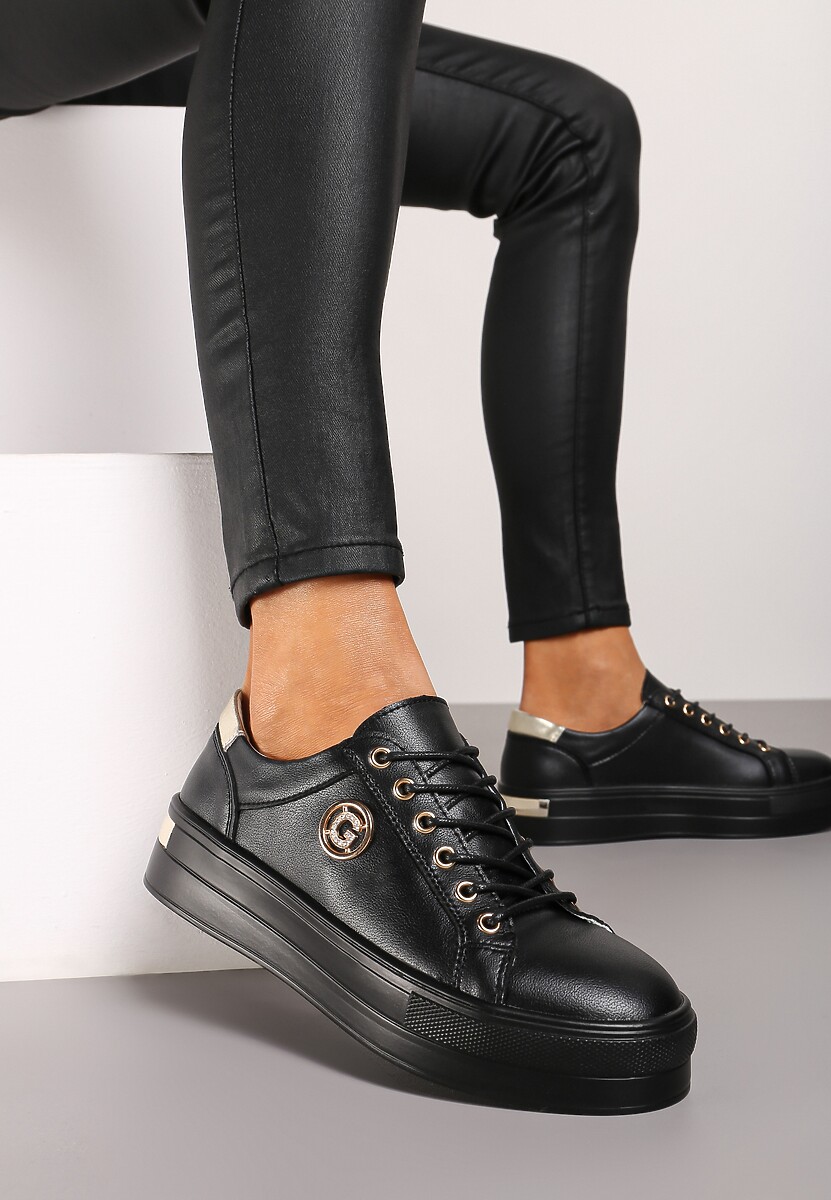 Czarne Skórzane Sneakersy Sznurowane na Niskiej Platformie z Cyrkoniami Dorianlle