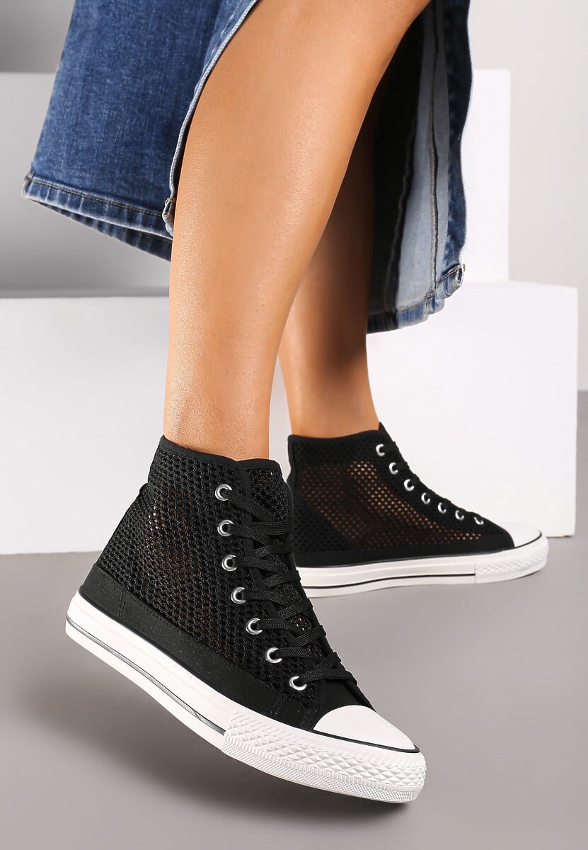 Czarne Trampki za Kostkę z Perforacją Welagia