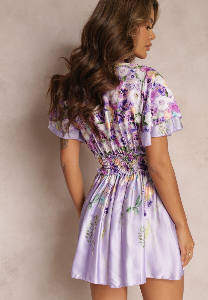 Fioletowa Rozkloszowana Sukienka Mini z Kopertowym Dekoltem w Kwiaty Cecille