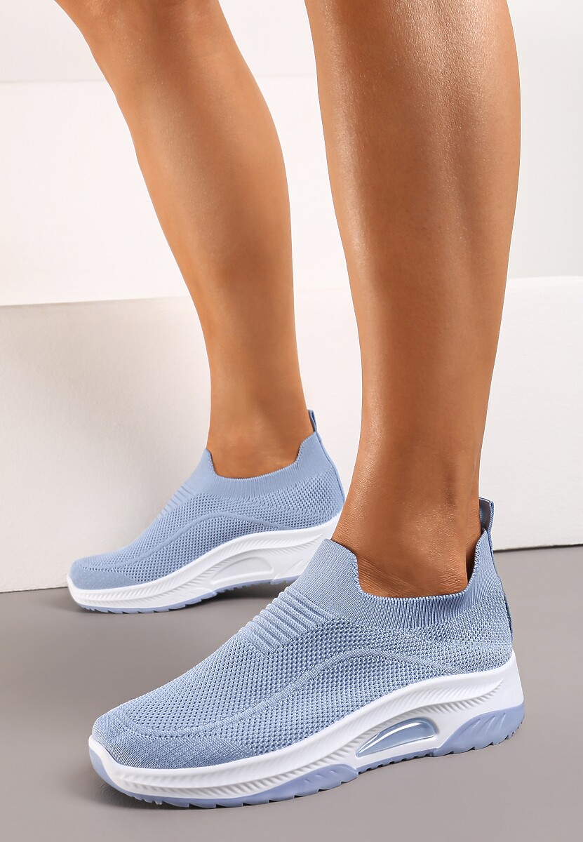 Niebieskie Casualowe Buty Sportowe na Grubszej Podeszwie Ozdobione Perforacją Fiovena