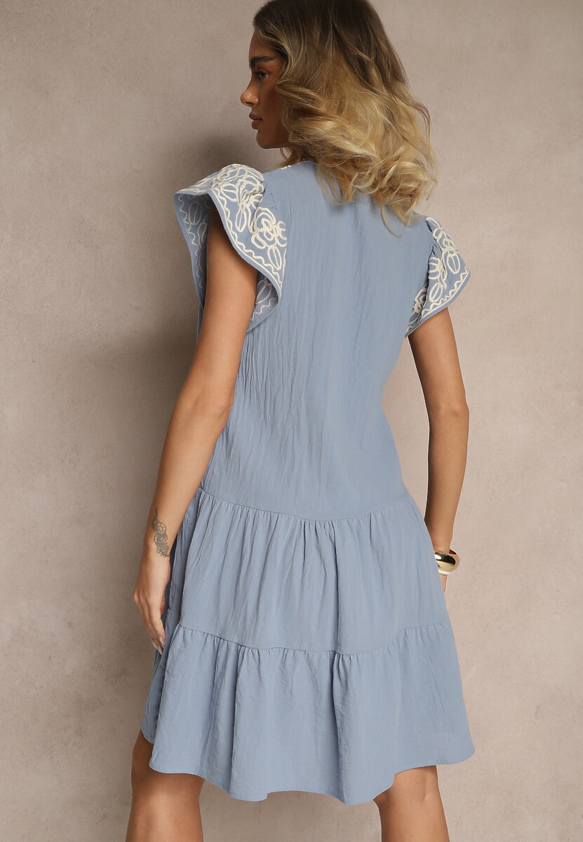 Jasnoniebieska Bawełniana Sukienka Boho Ozdobiona Haftami Eviriella