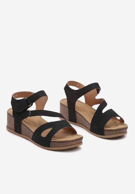 Czarne Sandały z Ekoskóry Zapinane na Rzep na Koturnie Moaxines