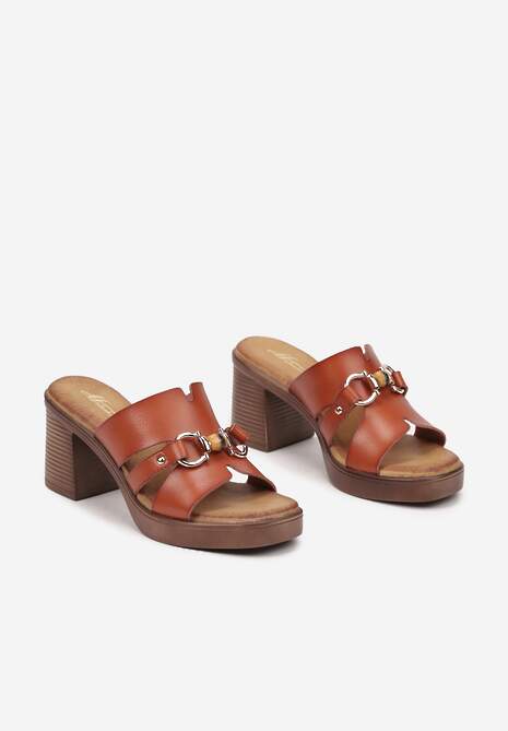 Brązowe Klapki na Słupku i Platformie Ozdobione Klamrą Elevelith