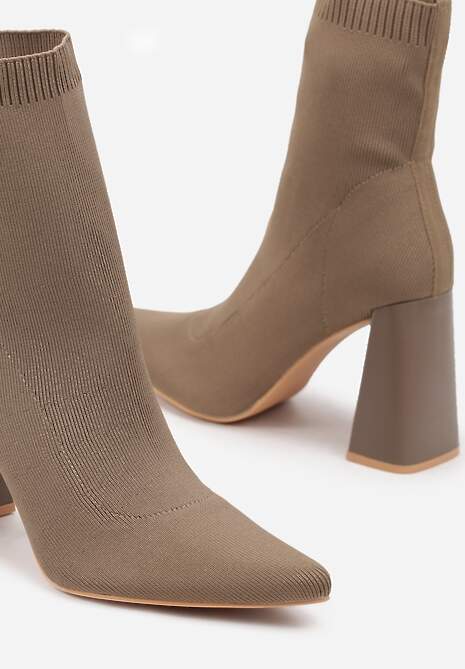 Brązowe Wsuwane Botki na Stożku z Dopasowaną Cholewką Lerinelle