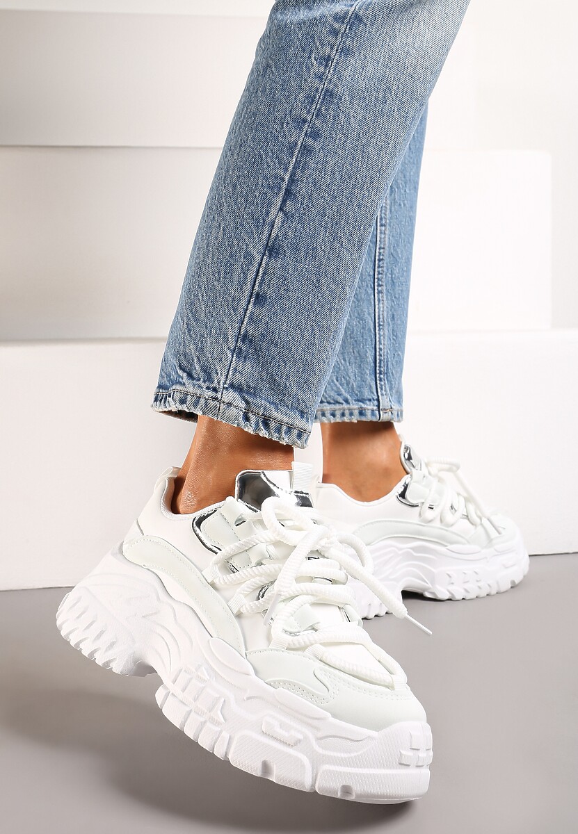 Białe Sneakersy z Grubymi Sznurówkami na Niskiej Platformie Lasandre